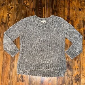 Orvis Gray V-Neck Sweater with Chunky Knit